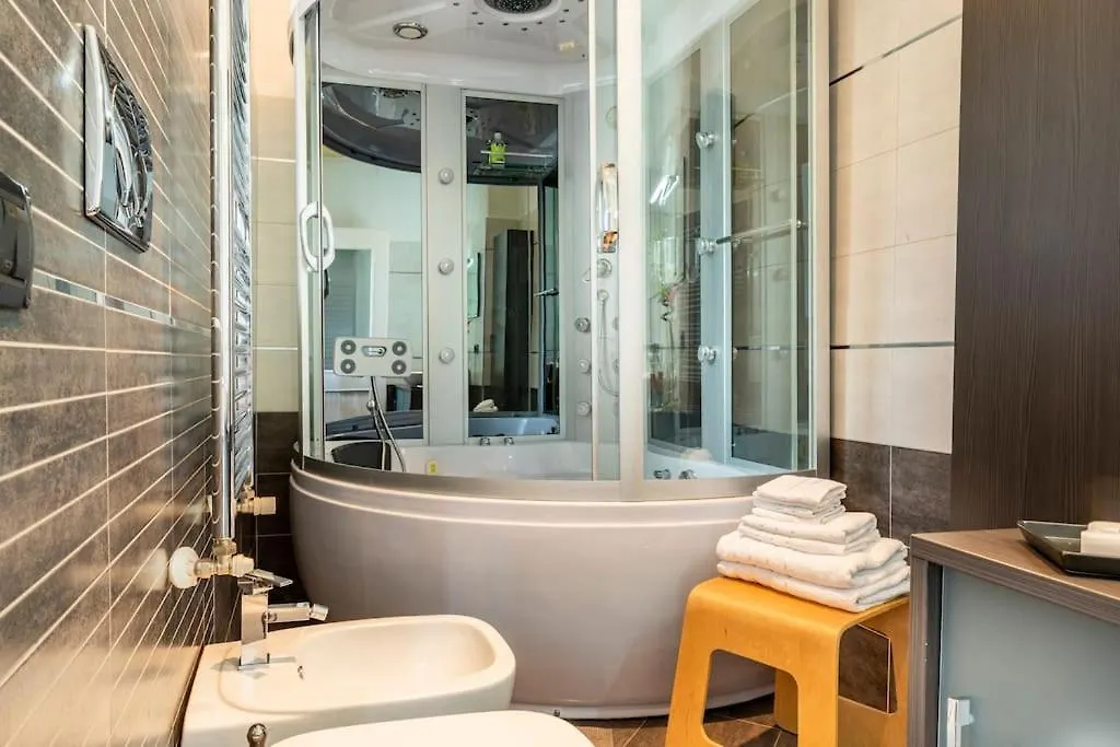 Charm Crema Milano Centro, Appartamento Relax 0*, Milan